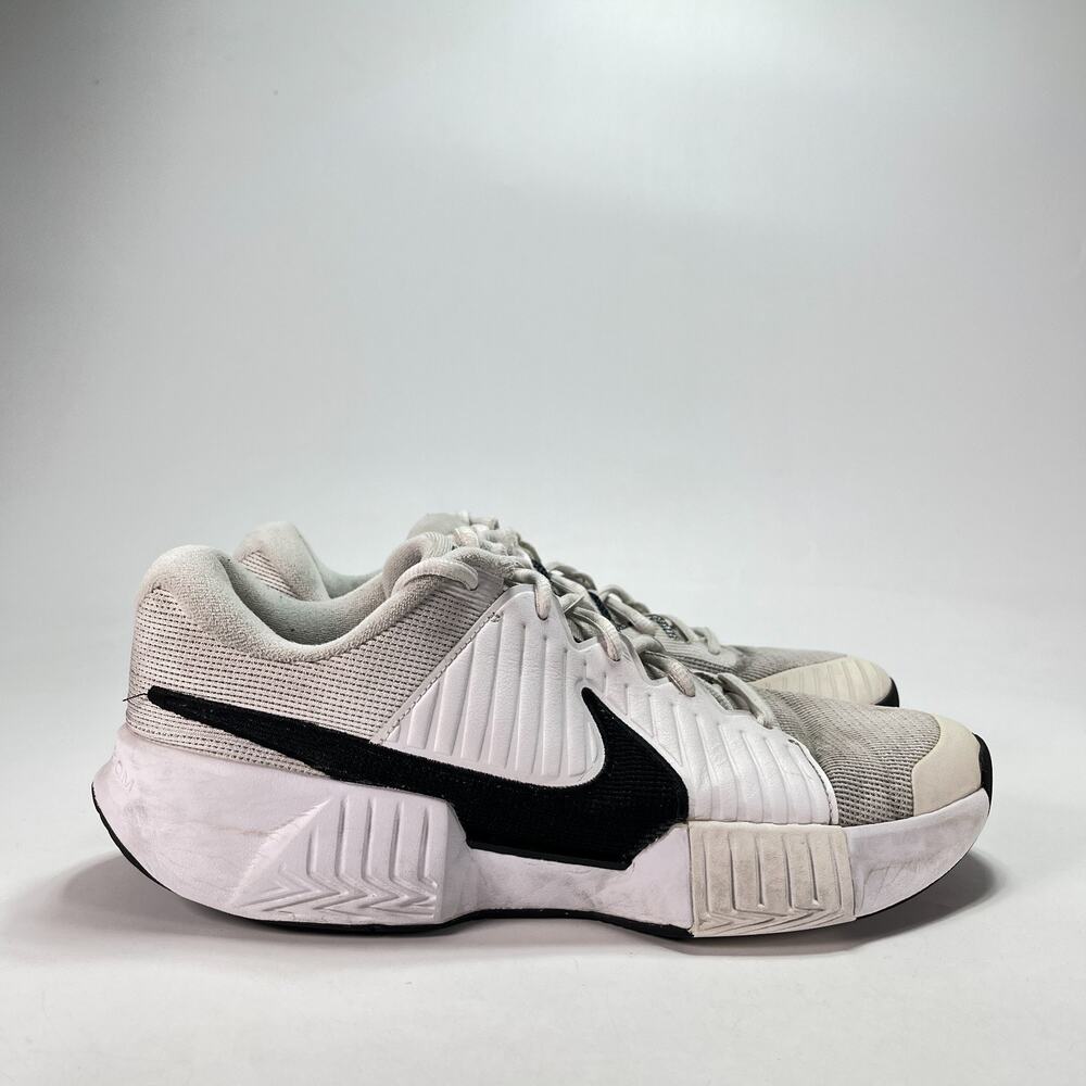 Nike Air Zoom GP Challenge Pro HC White Black Tennis Shoes Men's Size 11